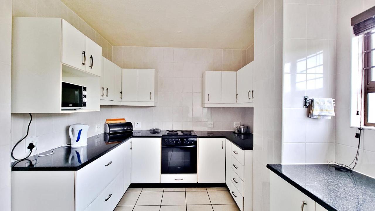 Hyde Park Apartment Durban Bagian luar foto